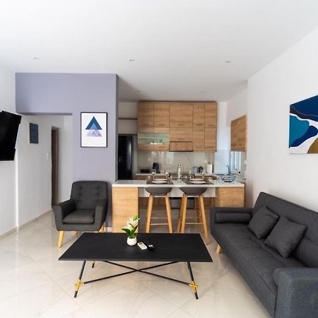 Aiolos Luxury Suite 3 Agios Dimitrios Near Metro Athene Buitenkant foto
